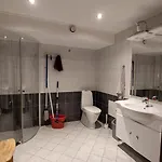 Privat overnatting комната в квартире, 20 минут от центра на общественном транспорте *