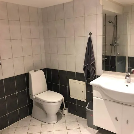 Homestay комната в квартире, 20 минут от центра на общественном транспорте
