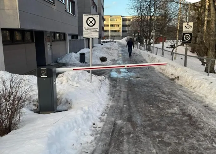 комната в квартире, 20 минут от центра на общественном транспорте Kwatera prywatna