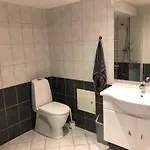 Homestay комната в квартире, 20 минут от центра на общественном транспорте