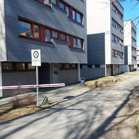 комната в квартире, 20 минут от центра на общественном транспорте Homestay *